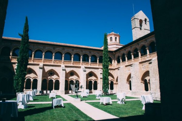 Boda de fin de semana en un monasterio