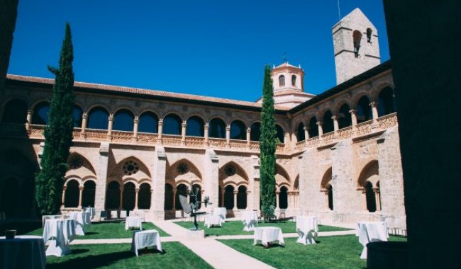 Boda de fin de semana en un monasterio
